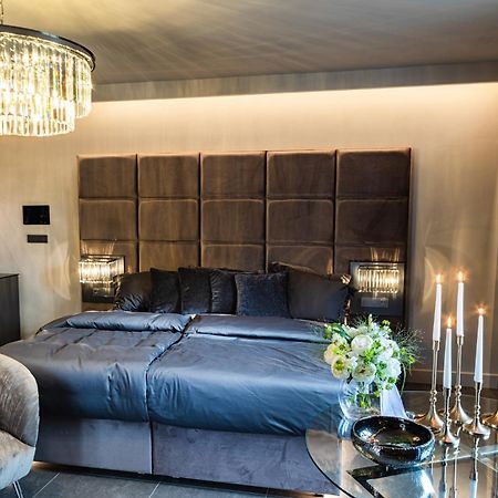 Royal Apartmany ドブジーシュ エクステリア 写真